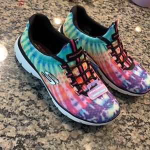 Ladies size 6 tie dye sketchers